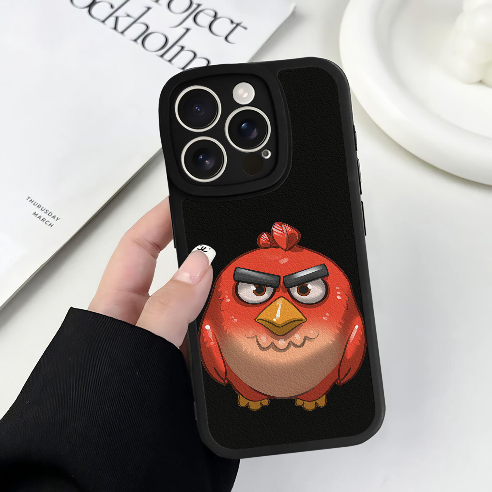 （画像用） Angry Birds アングリーバード 【iPhone 16シリーズ対応】シリコンスマホケース（レザー調） 材質：シリコン